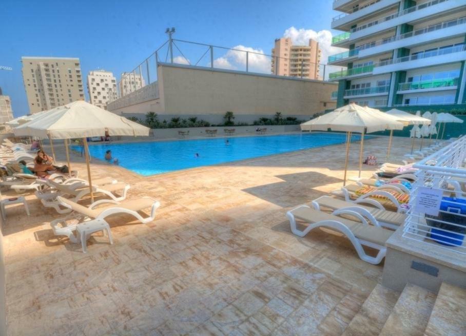 Apartment In Fort Cambridge With Pool สลีมา ภายนอก รูปภาพ